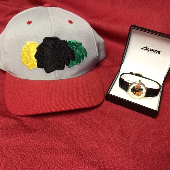 NHL CHICAGO BLACKHAWKS watch and hat combo - Picture 1 of 4
